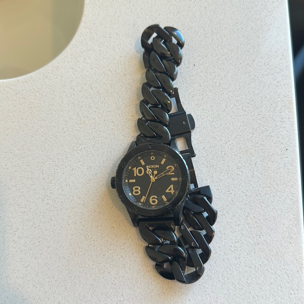 Nixon black and gold watch 38/20
